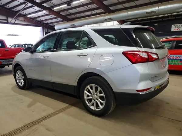 2GNAXREV4J6301900 2018 CHEVROLET EQUINOX - Image 2