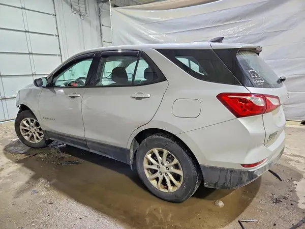 2GNAXREV4J6321726 2018 CHEVROLET EQUINOX - Image 2