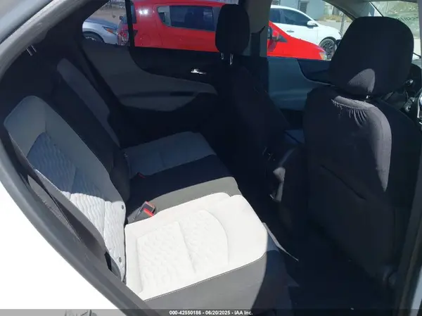 2GNAXREV4J6327560 2018 CHEVROLET EQUINOX - Image 8