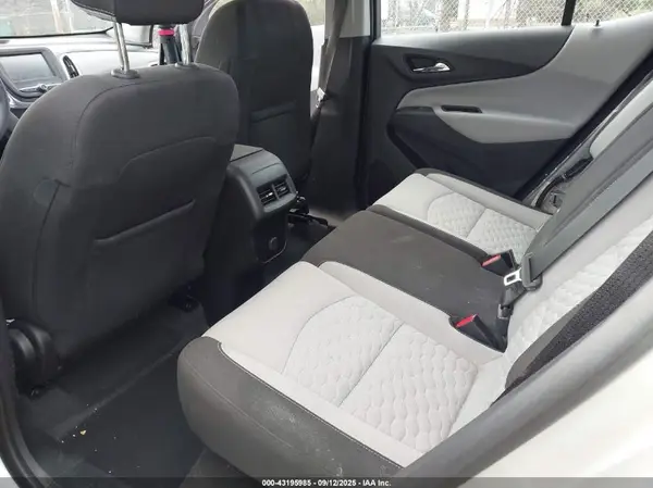 2GNAXREV4J6336825 2018 CHEVROLET EQUINOX - Image 8