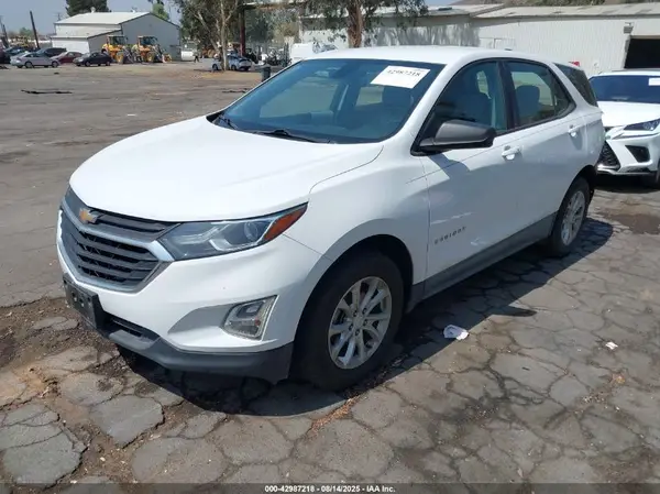 2GNAXREV5J6160819 2018 CHEVROLET EQUINOX - Image 2