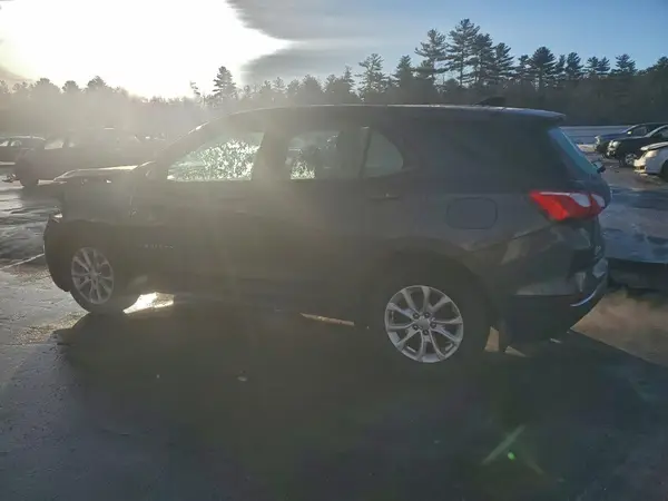 2GNAXREV5J6202437 2018 CHEVROLET EQUINOX - Image 2