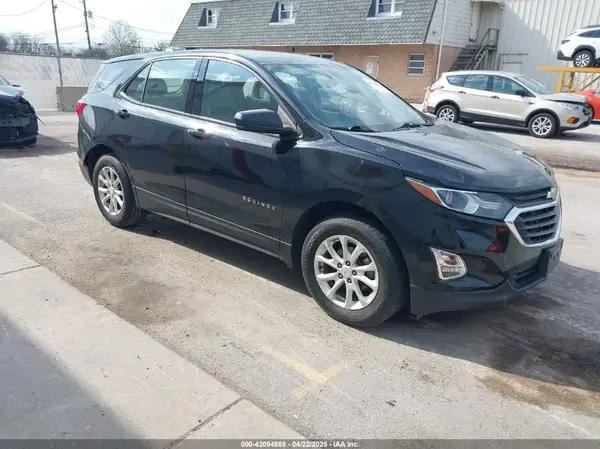 2GNAXREV5J6264677 2018 CHEVROLET EQUINOX - Image 1