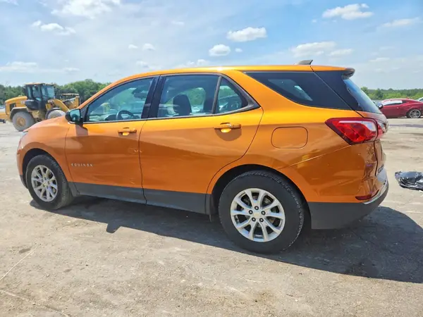 2GNAXREV5J6300934 2018 CHEVROLET EQUINOX - Image 2