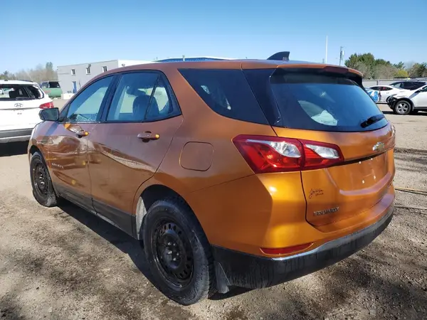 2GNAXREV6J6167634 2018 CHEVROLET EQUINOX - Image 2