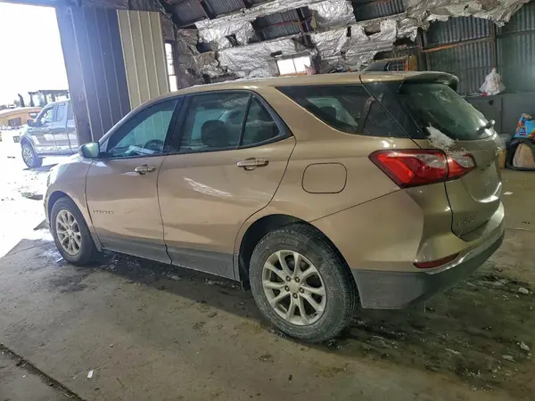 2GNAXREV6J6205704 2018 CHEVROLET EQUINOX - Image 2
