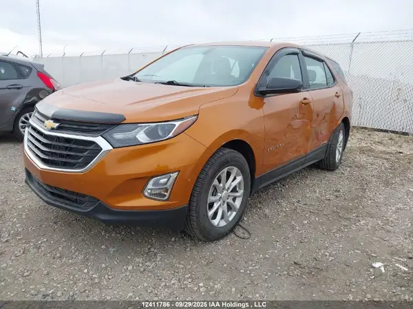 2GNAXREV7J6144587 2018 CHEVROLET EQUINOX - Image 2