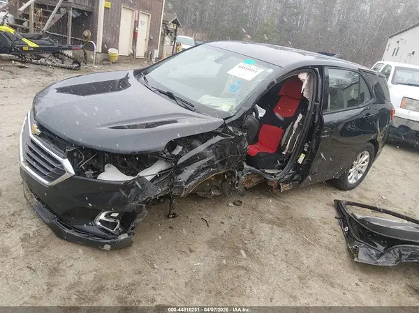 2GNAXREV7J6172017 2018 CHEVROLET EQUINOX - Image 2