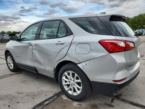 2GNAXREV8J6127216 2018 CHEVROLET EQUINOX - Image 2