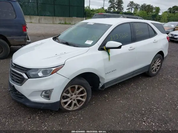 2GNAXREV8J6137888 2018 CHEVROLET EQUINOX - Image 2