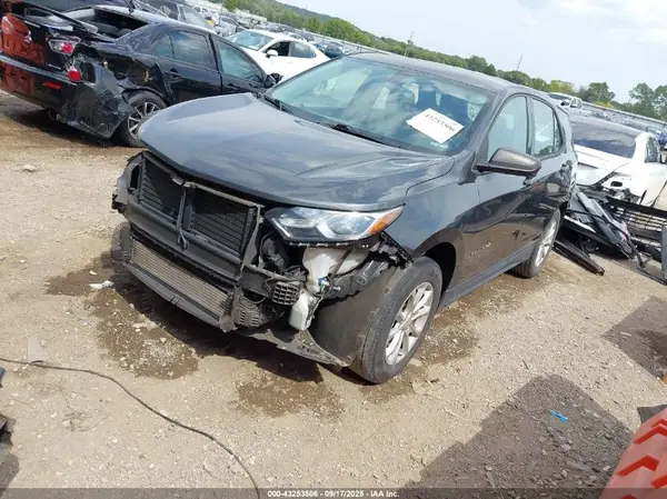 2GNAXREV8J6161642 2018 CHEVROLET EQUINOX - Image 2