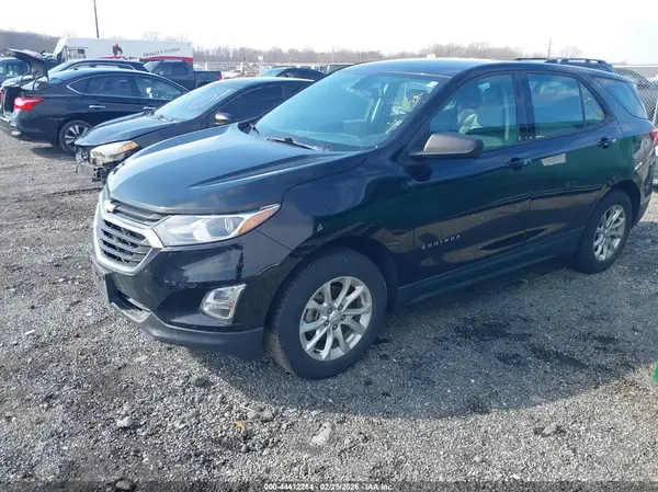 2GNAXREV8J6270117 2018 CHEVROLET EQUINOX - Image 2
