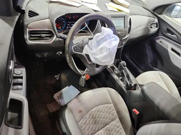 2GNAXREV8J6318067 2018 CHEVROLET EQUINOX - Image 8