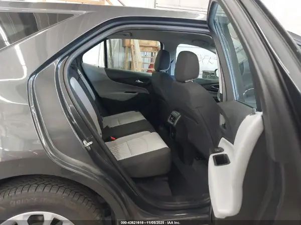 2GNAXREV8J6319462 2018 CHEVROLET EQUINOX - Image 8
