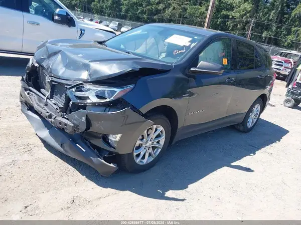 2GNAXREV9J6123031 2018 CHEVROLET EQUINOX - Image 2