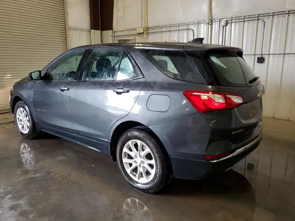 2GNAXREV9J6246117 2018 CHEVROLET EQUINOX - Image 2