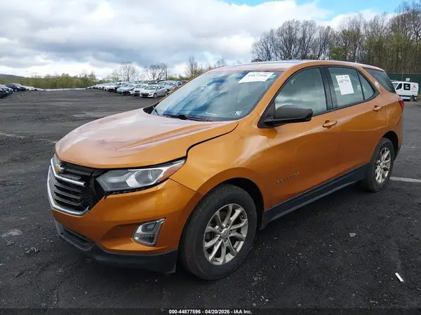2GNAXREV9J6256923 2018 CHEVROLET EQUINOX - Image 2