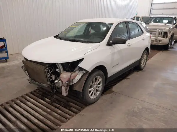 2GNAXREV9J6331748 2018 CHEVROLET EQUINOX - Image 2