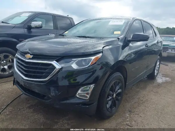 2GNAXREV9J6334598 2018 CHEVROLET EQUINOX - Image 2