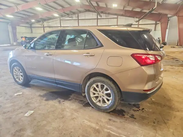 2GNAXREVXJ6186803 2018 CHEVROLET EQUINOX - Image 2