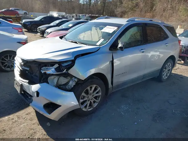 2GNAXREVXJ6232470 2018 CHEVROLET EQUINOX - Image 2