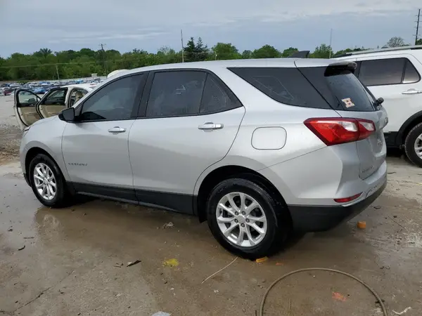 2GNAXREVXJ6244134 2018 CHEVROLET EQUINOX - Image 2