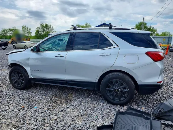 2GNAXSEV0J6106383 2018 CHEVROLET EQUINOX - Image 2