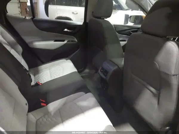 2GNAXSEV0J6115116 2018 CHEVROLET EQUINOX - Image 8