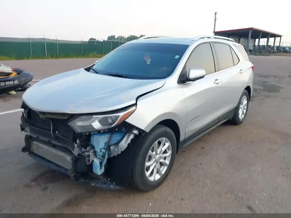 2GNAXSEV0J6138167 2018 CHEVROLET EQUINOX - Image 2