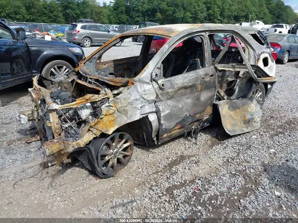 2GNAXSEV0J6204071 2018 CHEVROLET EQUINOX - Image 2