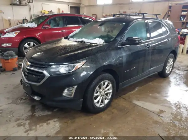 2GNAXSEV0J6207908 2018 CHEVROLET EQUINOX - Image 2