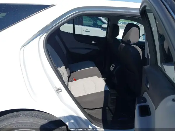 2GNAXSEV0J6253576 2018 CHEVROLET EQUINOX - Image 8