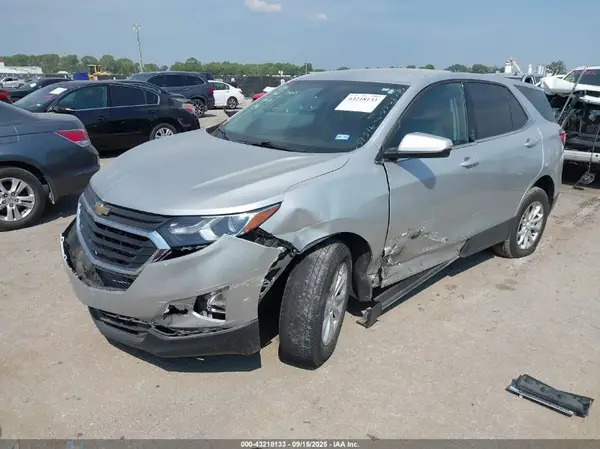 2GNAXSEV0J6258664 2018 CHEVROLET EQUINOX - Image 2