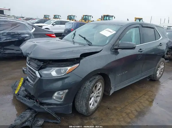 2GNAXSEV0J6272001 2018 CHEVROLET EQUINOX - Image 2