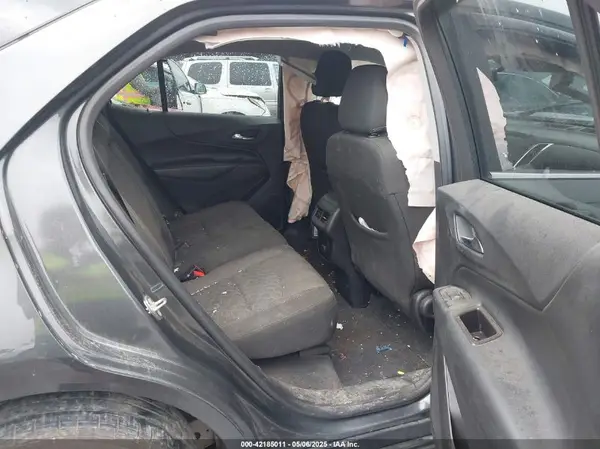 2GNAXSEV0J6272001 2018 CHEVROLET EQUINOX - Image 8