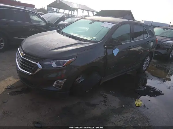 2GNAXSEV0J6274072 2018 CHEVROLET EQUINOX - Image 2