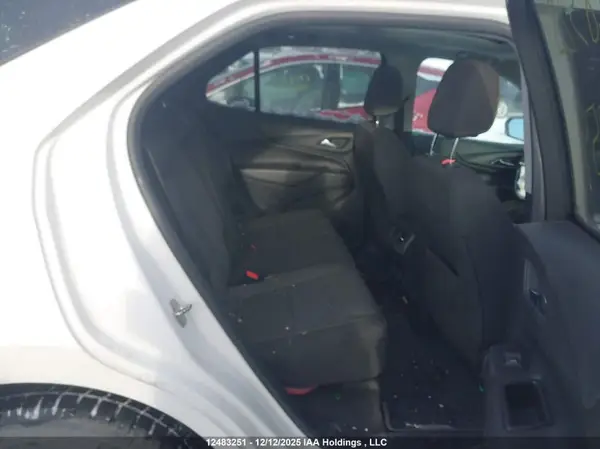2GNAXSEV0J6316854 2018 CHEVROLET EQUINOX - Image 8
