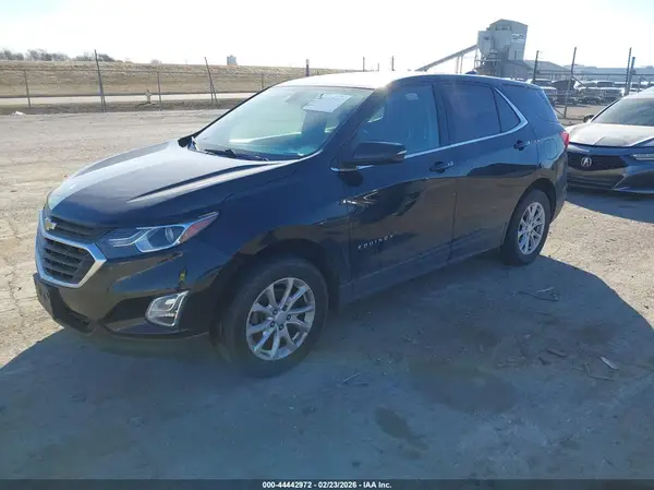 2GNAXSEV0J6329247 2018 CHEVROLET EQUINOX - Image 2