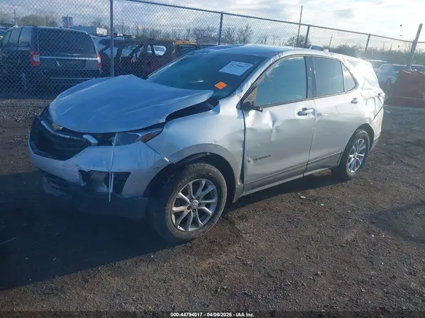 2GNAXSEV0K6111939 2019 CHEVROLET EQUINOX - Image 2