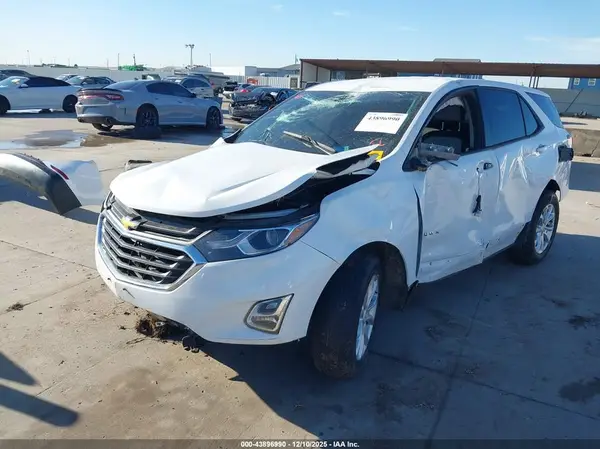 2GNAXSEV0K6256009 2019 CHEVROLET EQUINOX - Image 2