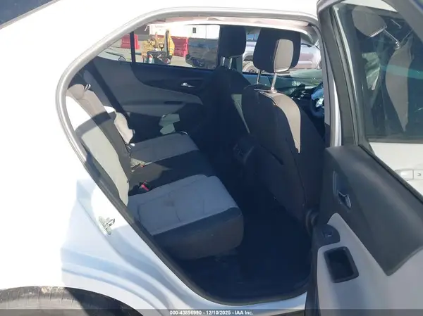 2GNAXSEV0K6256009 2019 CHEVROLET EQUINOX - Image 8