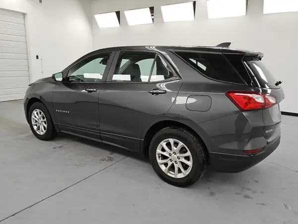 2GNAXSEV0L6126524 2020 CHEVROLET EQUINOX - Image 2