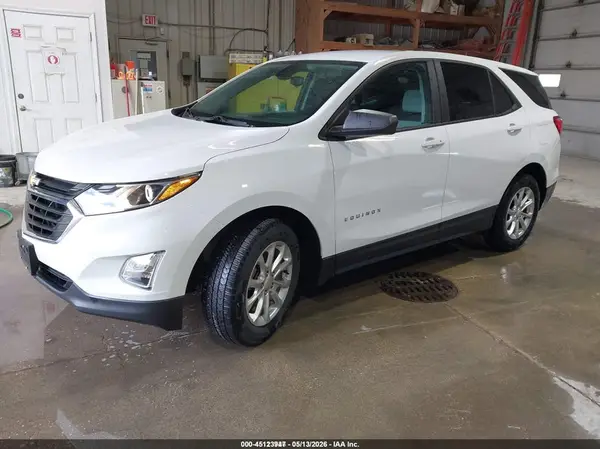 2GNAXSEV0L6248266 2020 CHEVROLET EQUINOX - Image 2