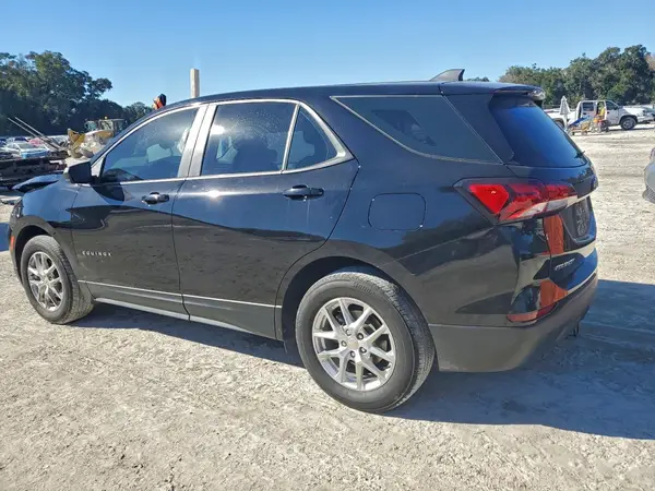 2GNAXSEV0N6124503 2022 CHEVROLET EQUINOX - Image 2