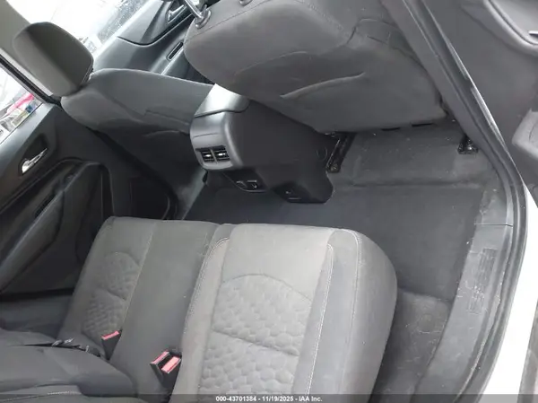 2GNAXSEV1J6101726 2018 CHEVROLET EQUINOX - Image 8