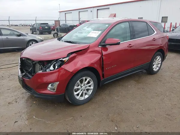 2GNAXSEV1J6110264 2018 CHEVROLET EQUINOX - Image 2