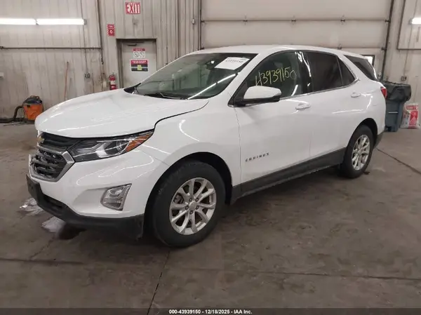 2GNAXSEV1J6124259 2018 CHEVROLET EQUINOX - Image 2