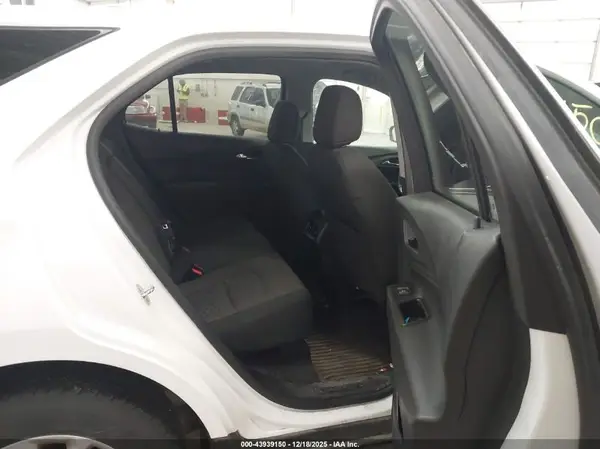 2GNAXSEV1J6124259 2018 CHEVROLET EQUINOX - Image 8