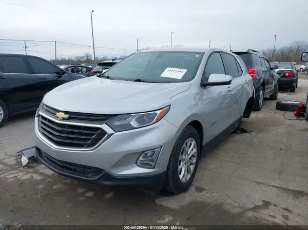 2GNAXSEV1J6161215 2018 CHEVROLET EQUINOX - Image 2