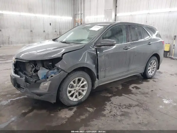2GNAXSEV1J6185921 2018 CHEVROLET EQUINOX - Image 2